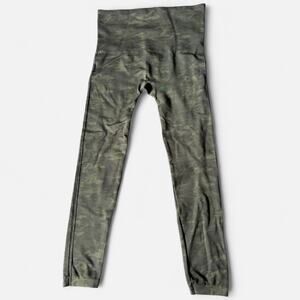 Spanx Look At Me Now seamless camo‎ leggings – green 1X